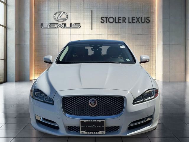 Used 2018 Jaguar XJ L Portfolio AWD/4WD image 2