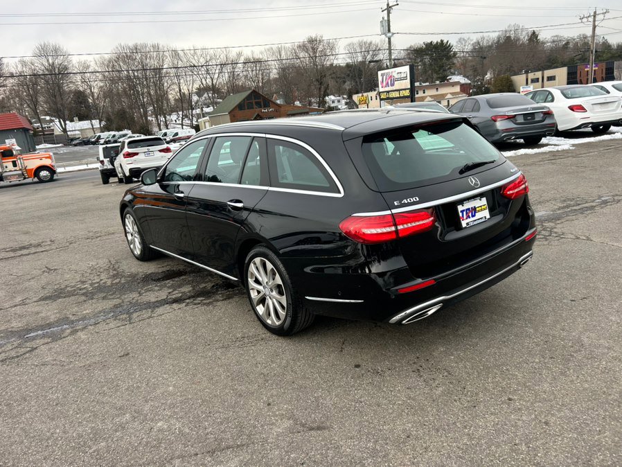 Used 2017 Mercedes-Benz E 400 4MATIC Wagon image 4
