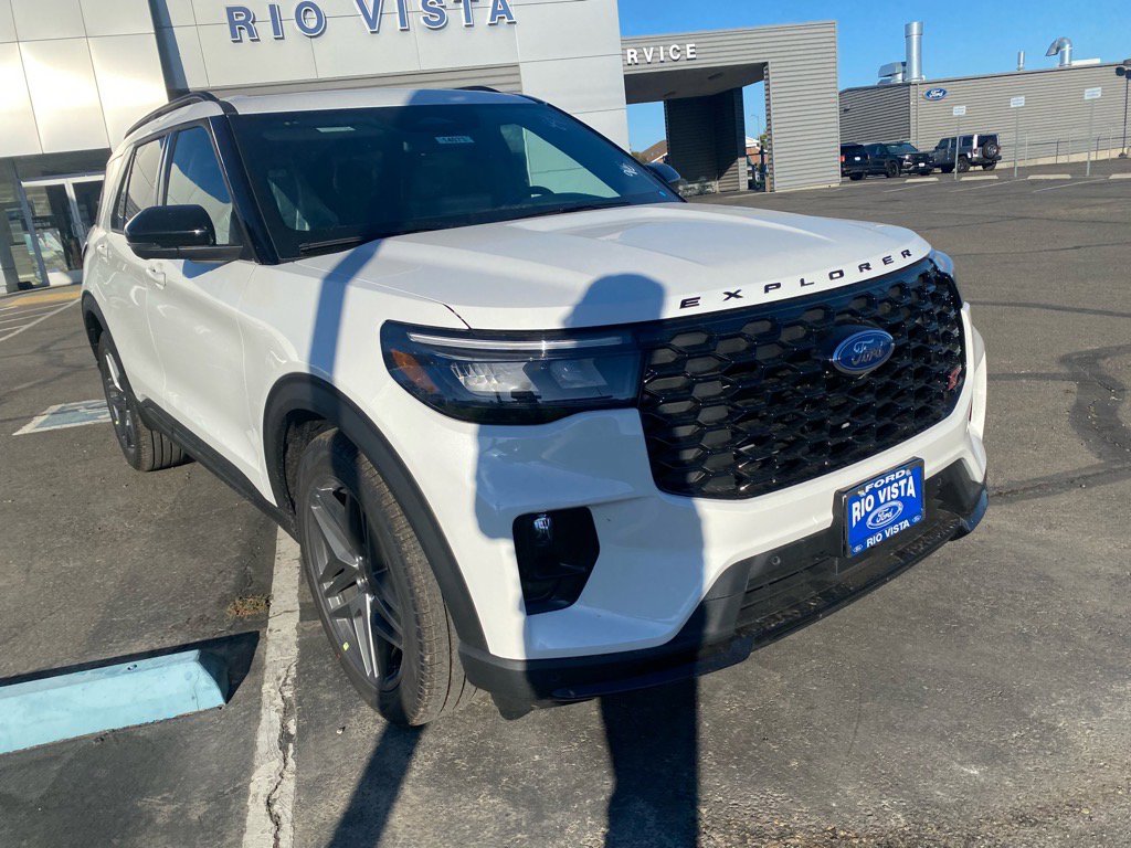 New 2025 Ford Explorer ST image 13