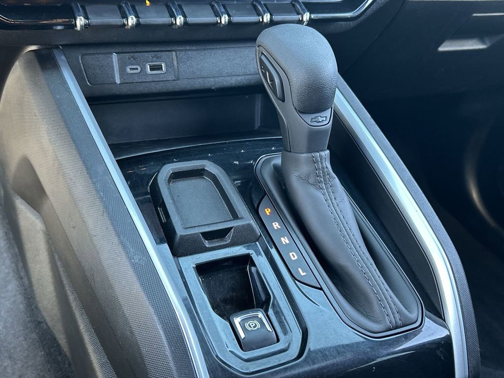 Used 2024 Chevrolet Colorado W/T w/ WT Convenience Package II image 16