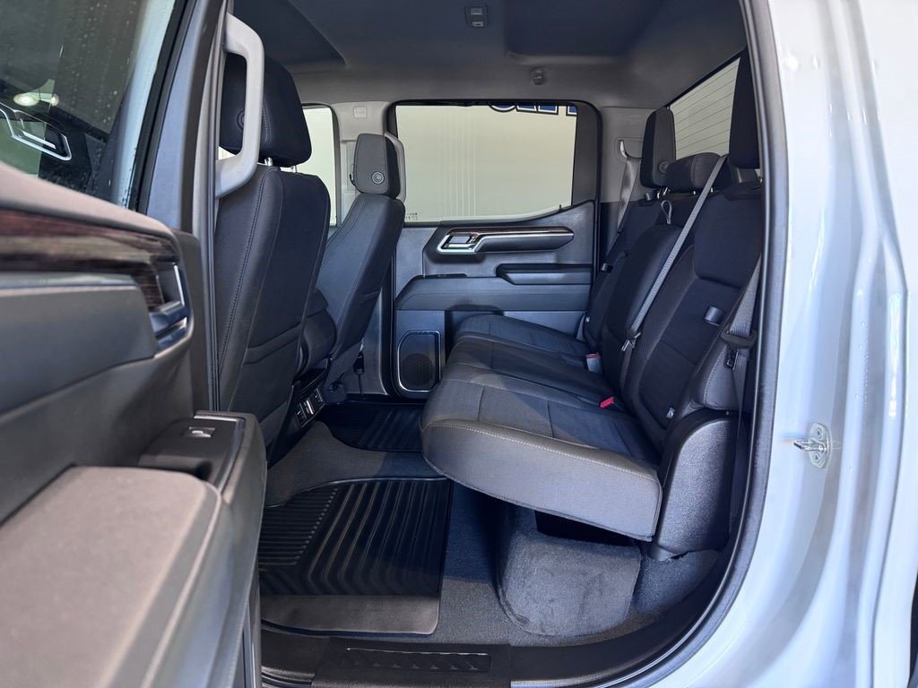 Certified 2024 GMC Sierra 1500 Elevation image 7