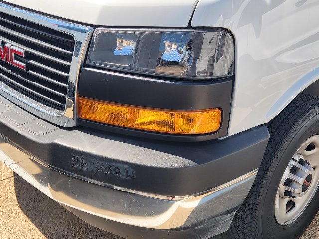 Used 2025 GMC Savana 2500 w/ Driver Convenience Package RWD image 8