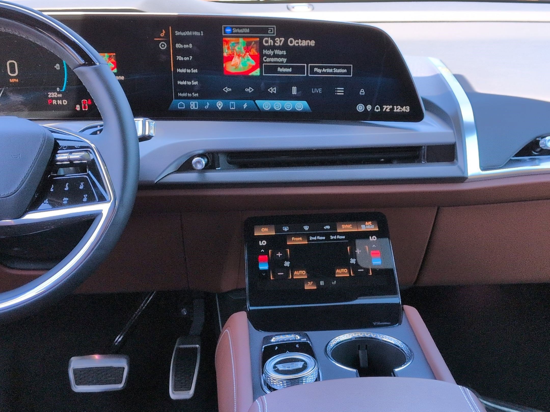 Used 2026 Cadillac Vistiq Platinum AWD/4WD image 29