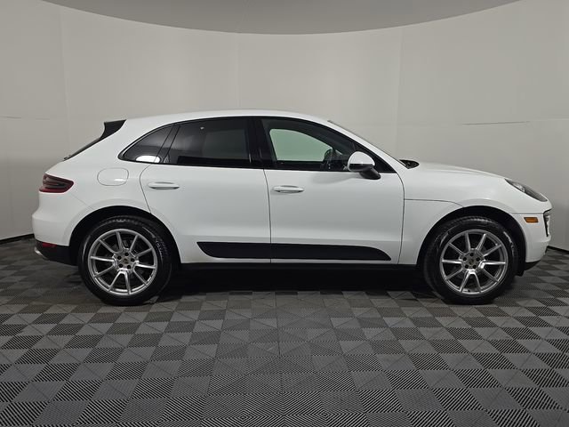 Used 2018 Porsche Macan image 8