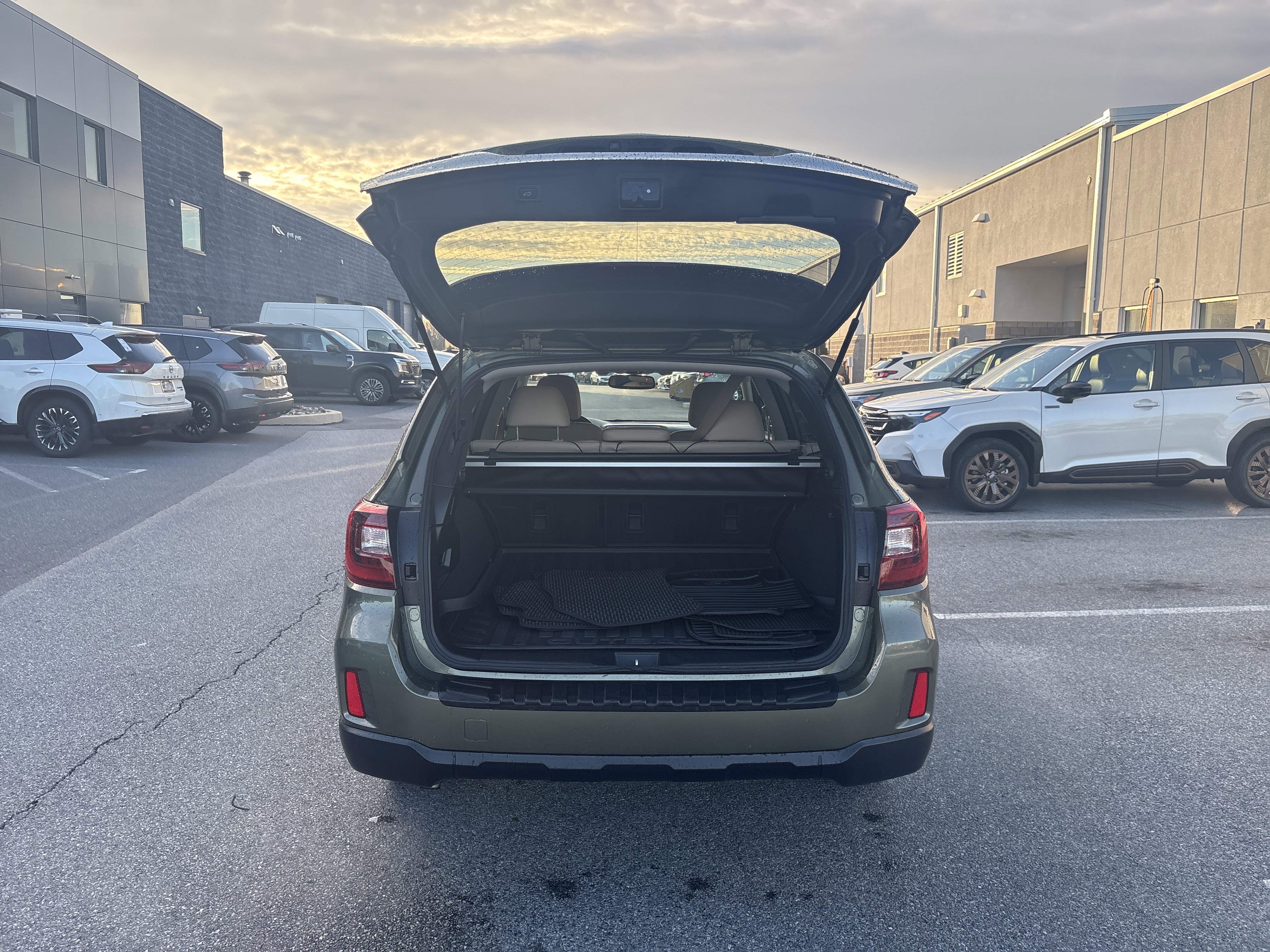 Used 2016 Subaru Outback 2.5i Limited image 13