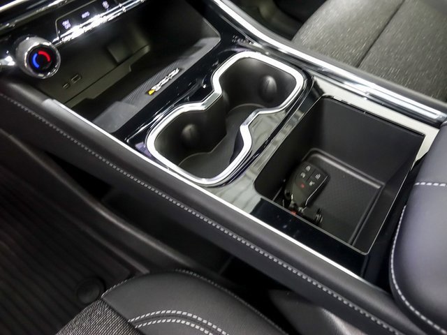 New 2026 Chevrolet Traverse LT w/ Sun and Wheel Package image 24