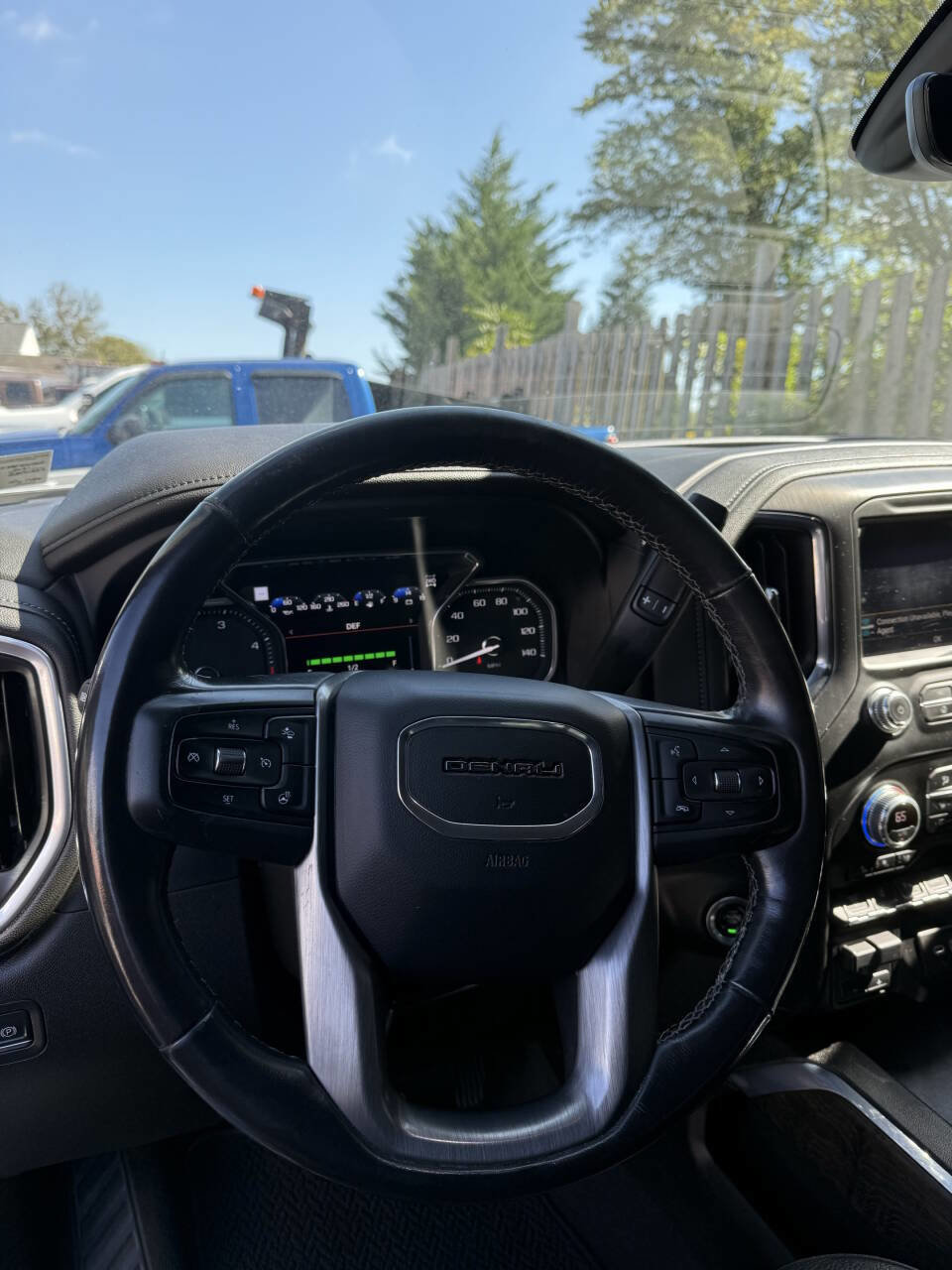 Used 2021 GMC Sierra 2500 Denali w/ Denali Ultimate Package AWD/4WD image 10