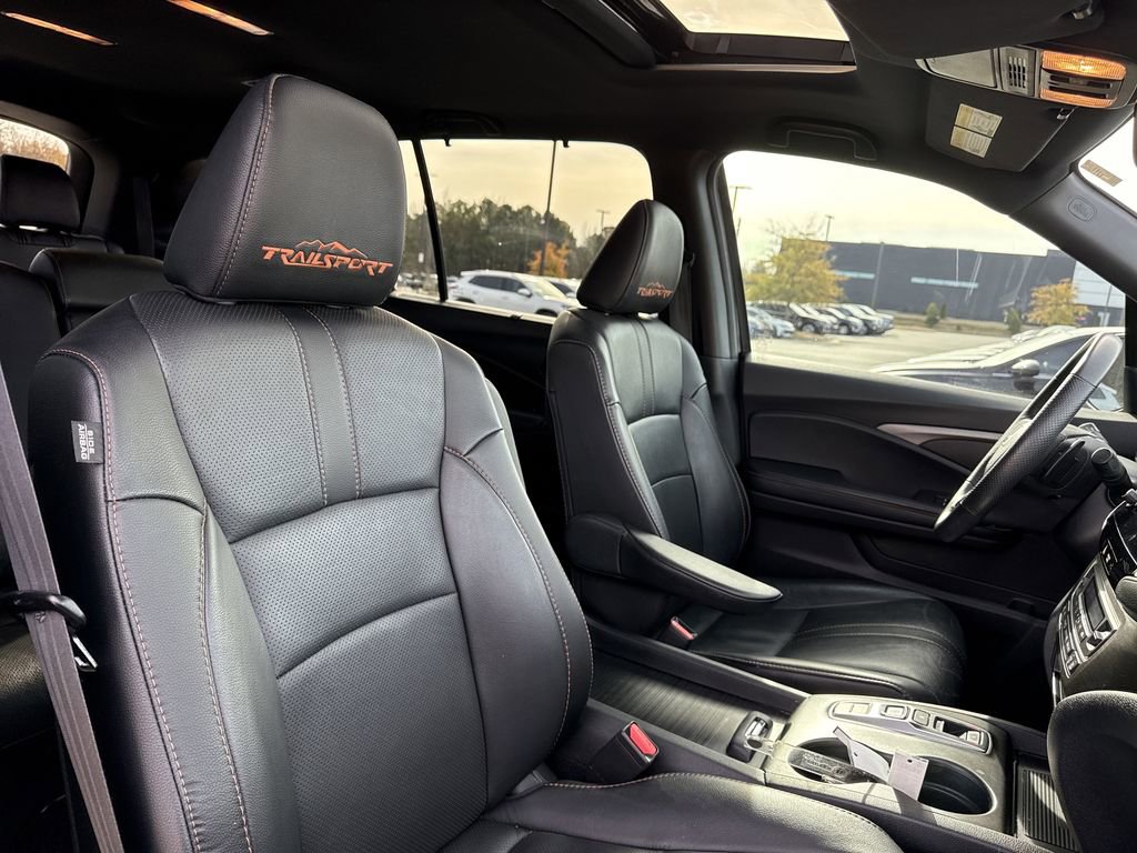 Used 2022 Honda Pilot TrailSport image 21