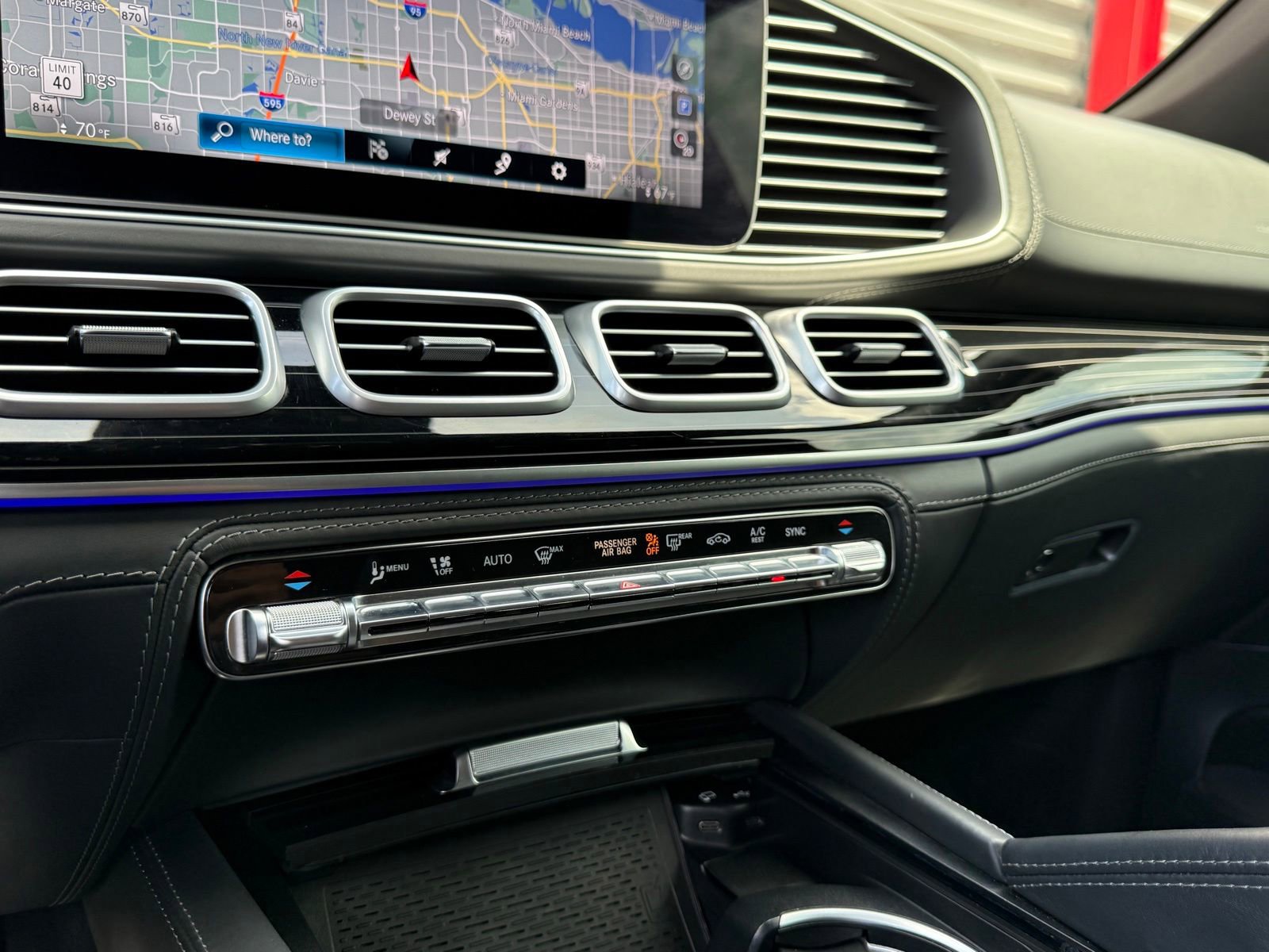 Used 2021 Mercedes-Benz Maybach GLS 600 4MATIC image 19
