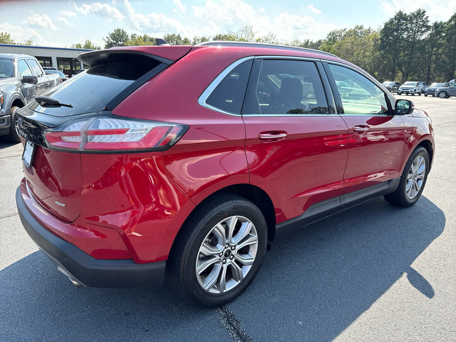 Certified 2024 Ford Edge Titanium image 2
