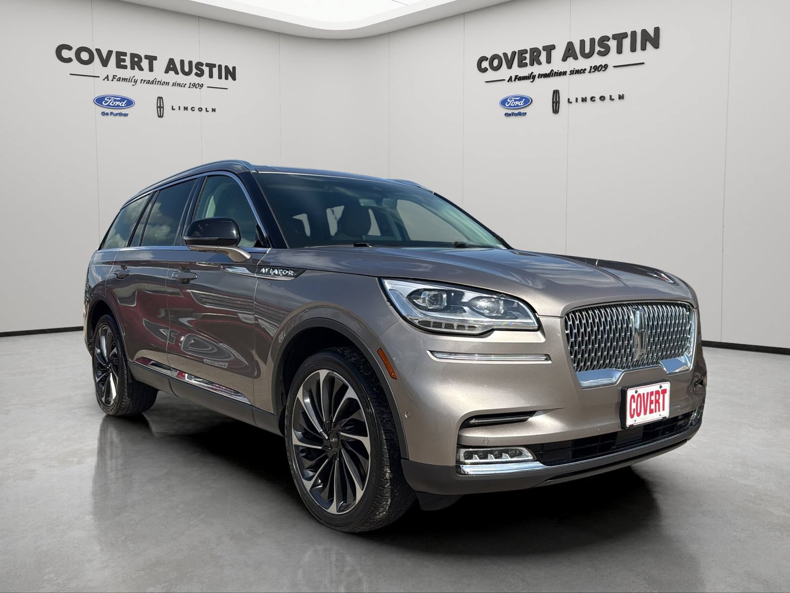 Used 2021 Lincoln Aviator Reserve w/ Equipment Group 202A AWD/4WD image 7