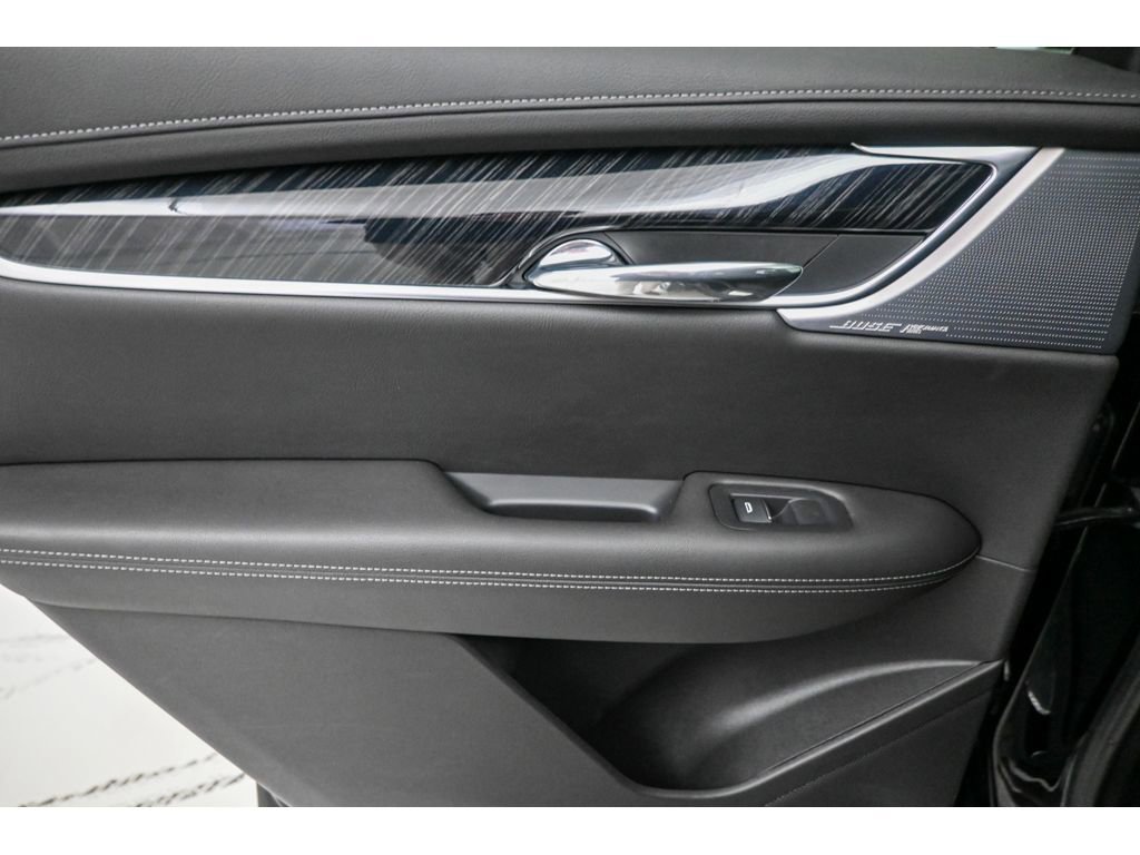 Certified 2023 Cadillac XT6 Premium Luxury w/ Technology Package image 29