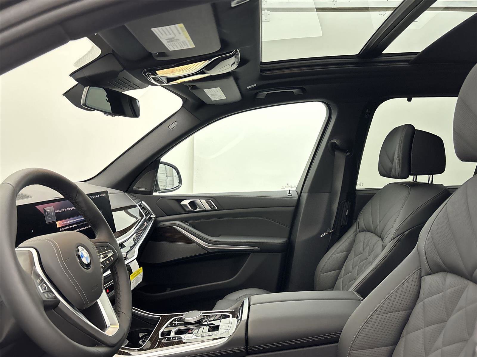 New 2026 BMW X5 xDrive40i w/ Climate Comfort Package image 24
