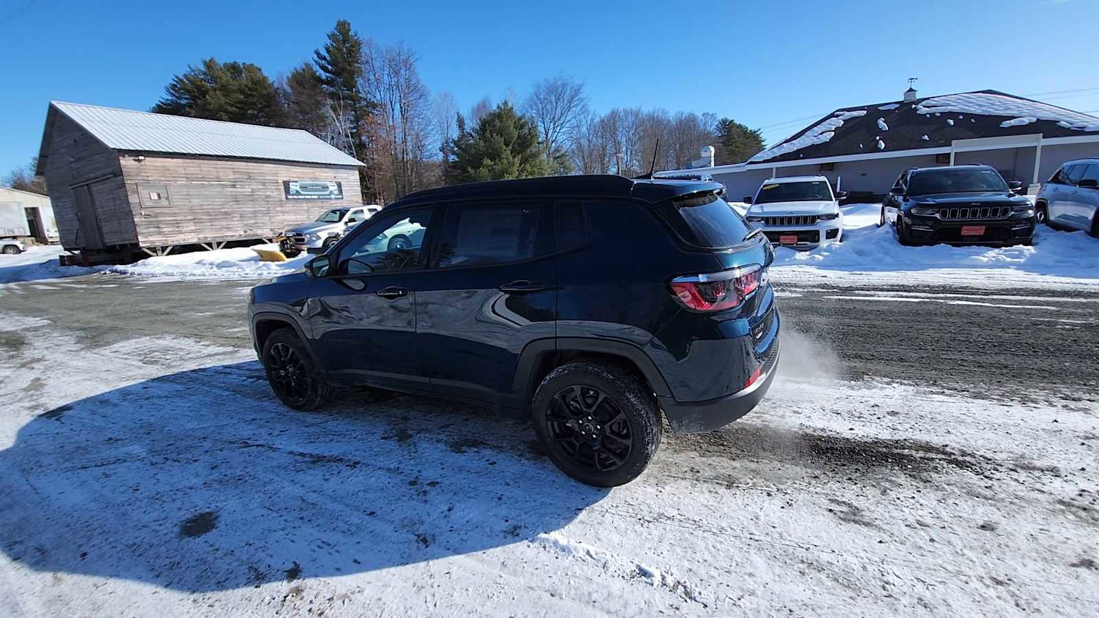 New 2026 Jeep Compass Latitude image 6