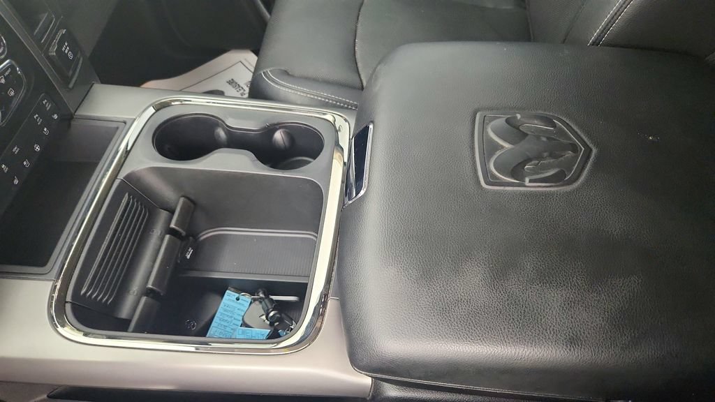 Used 2016 RAM 1500 Sport RWD image 17