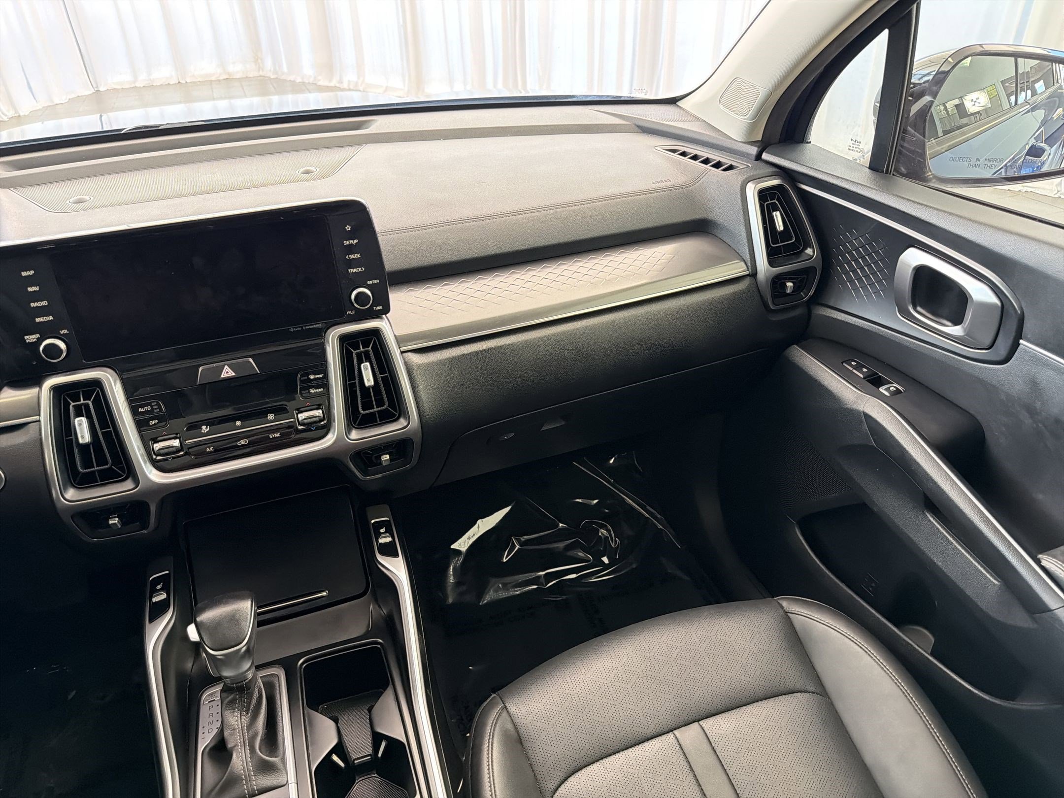 Used 2023 Kia Sorento S w/ Panoramic Sunroof Package FWD image 29