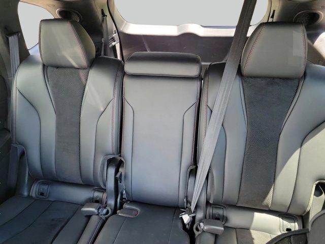 Used 2023 Acura MDX A-Spec image 11