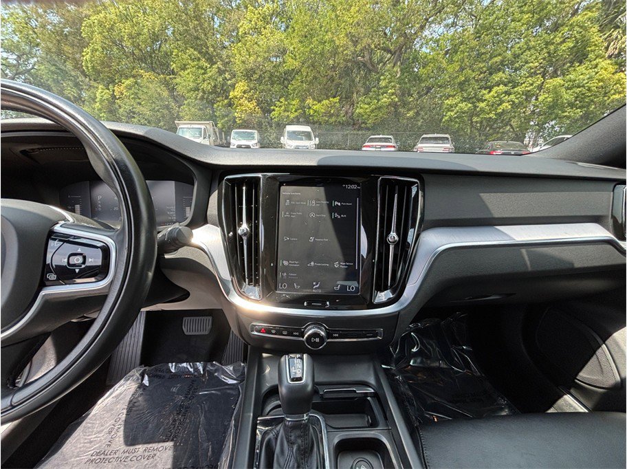 Used 2019 Volvo S60 T6 Momentum AWD/4WD image 11