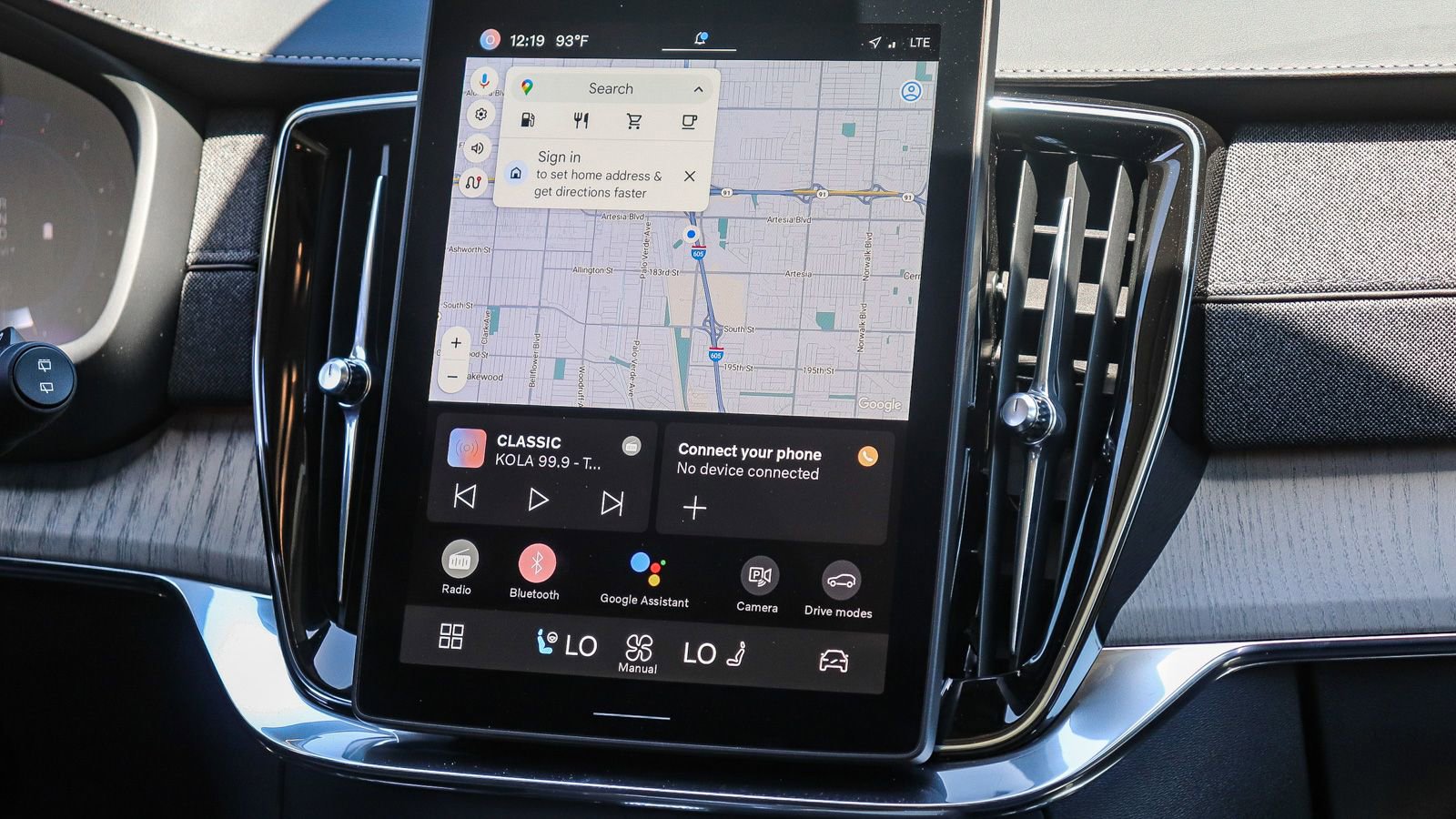 Used 2025 Volvo XC90 B6 Ultra w/ Protection Package Premier AWD/4WD image 14