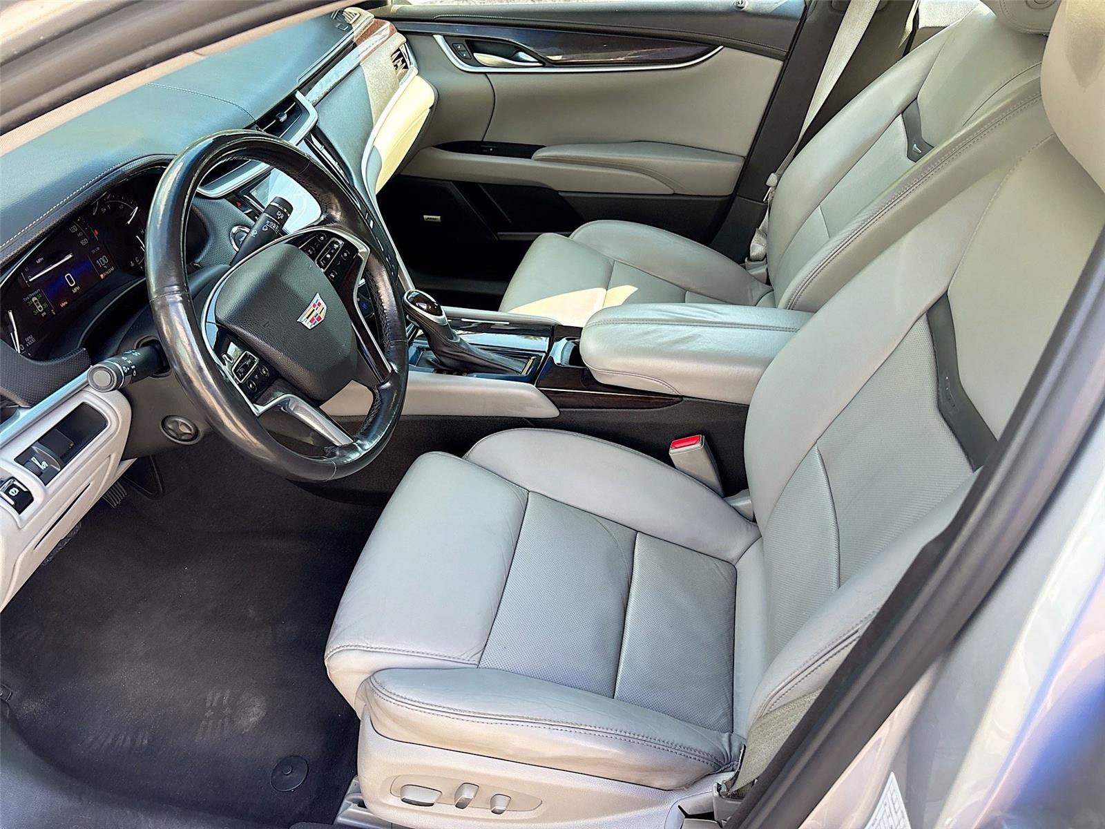 Used 2017 Cadillac XTS Luxury FWD image 22