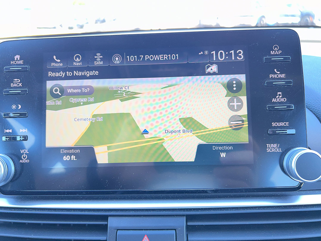Used 2018 Honda Accord Touring image 18