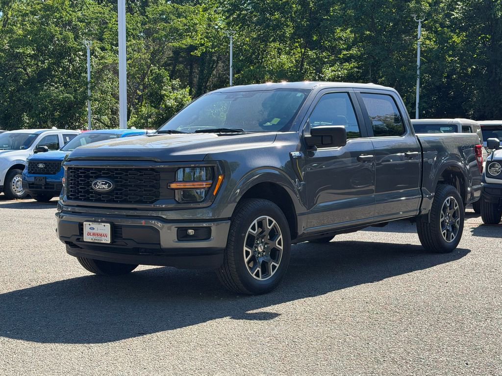 Used 2024 Ford F150 STX AWD/4WD image 3