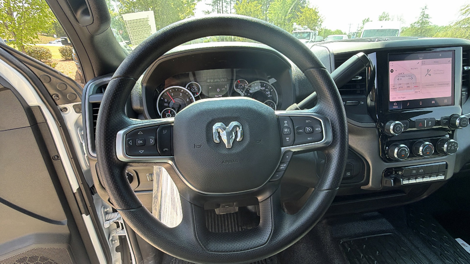 New 2026 RAM 4500 Tradesman w/ Chrome Appearance Group AWD/4WD image 23
