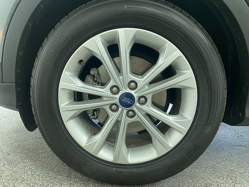 Used 2018 Ford Escape SE image 23
