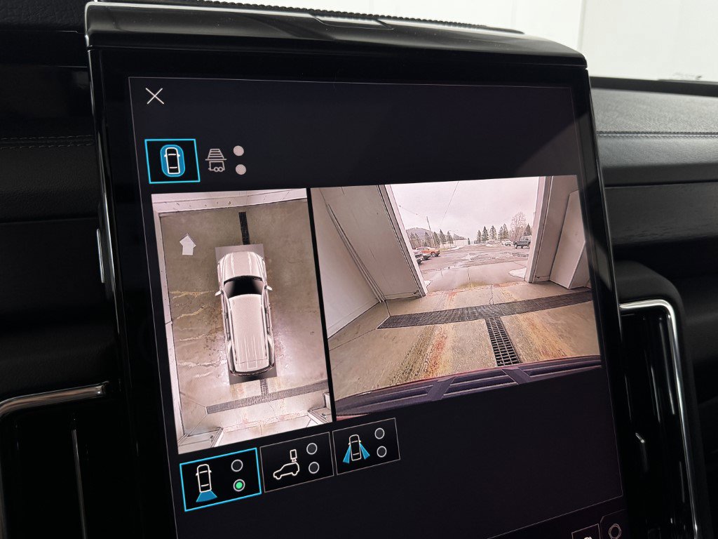 New 2026 GMC Yukon Denali w/ Sun & Power Step Package image 93