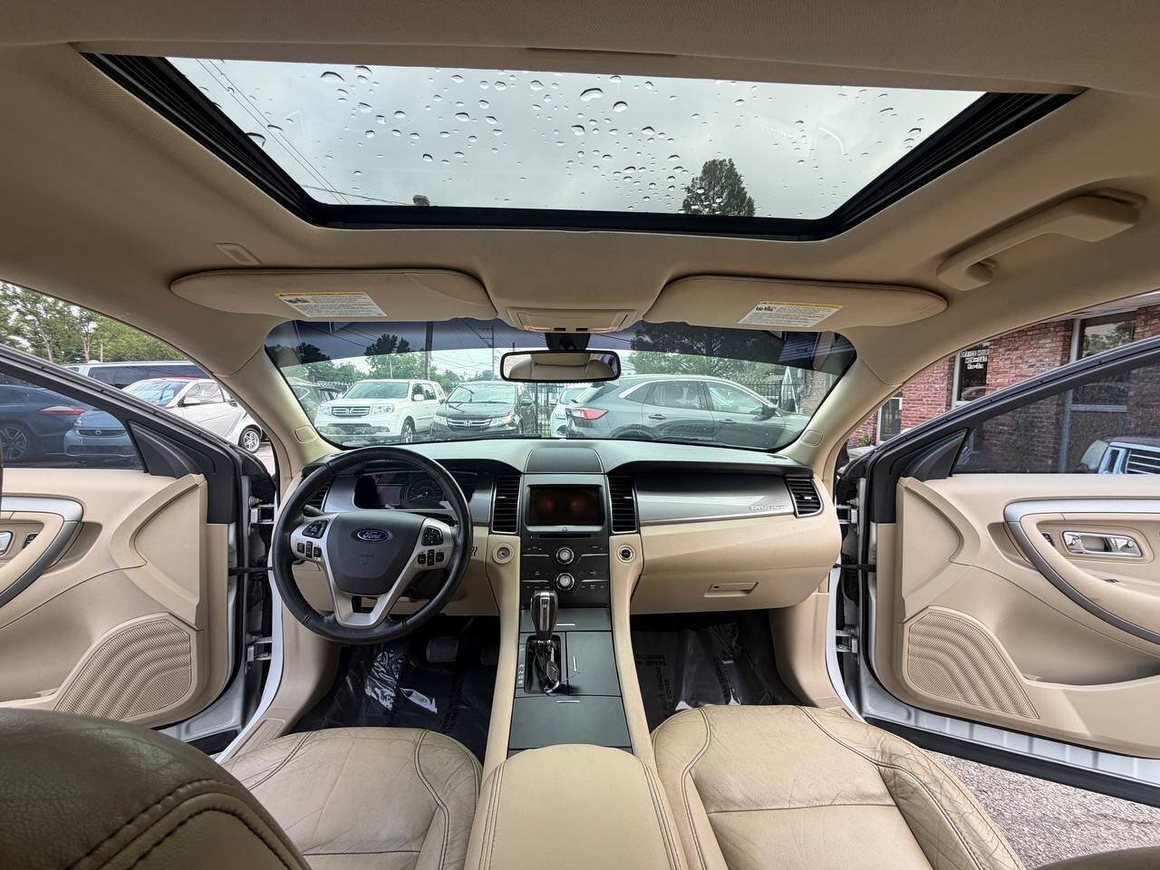 Used 2014 Ford Taurus SEL AWD/4WD image 19