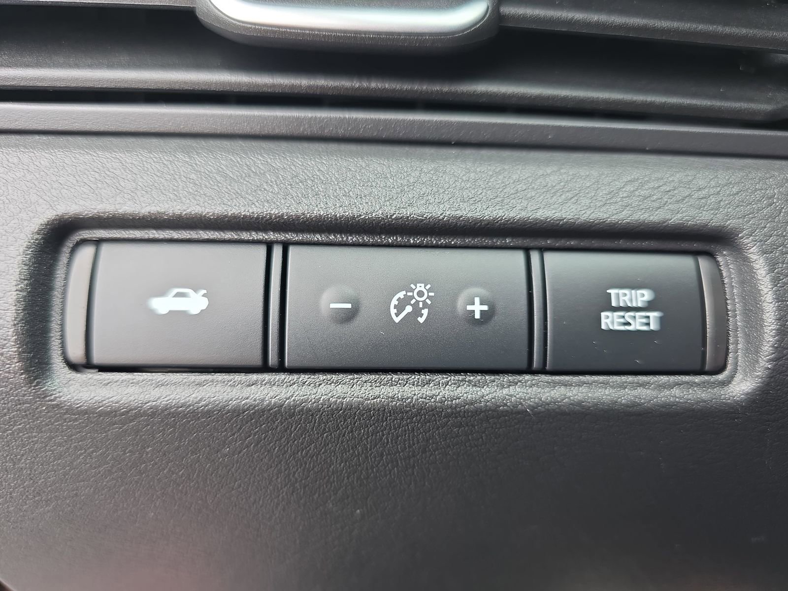 Used 2025 Nissan Altima 2.5 SV image 25