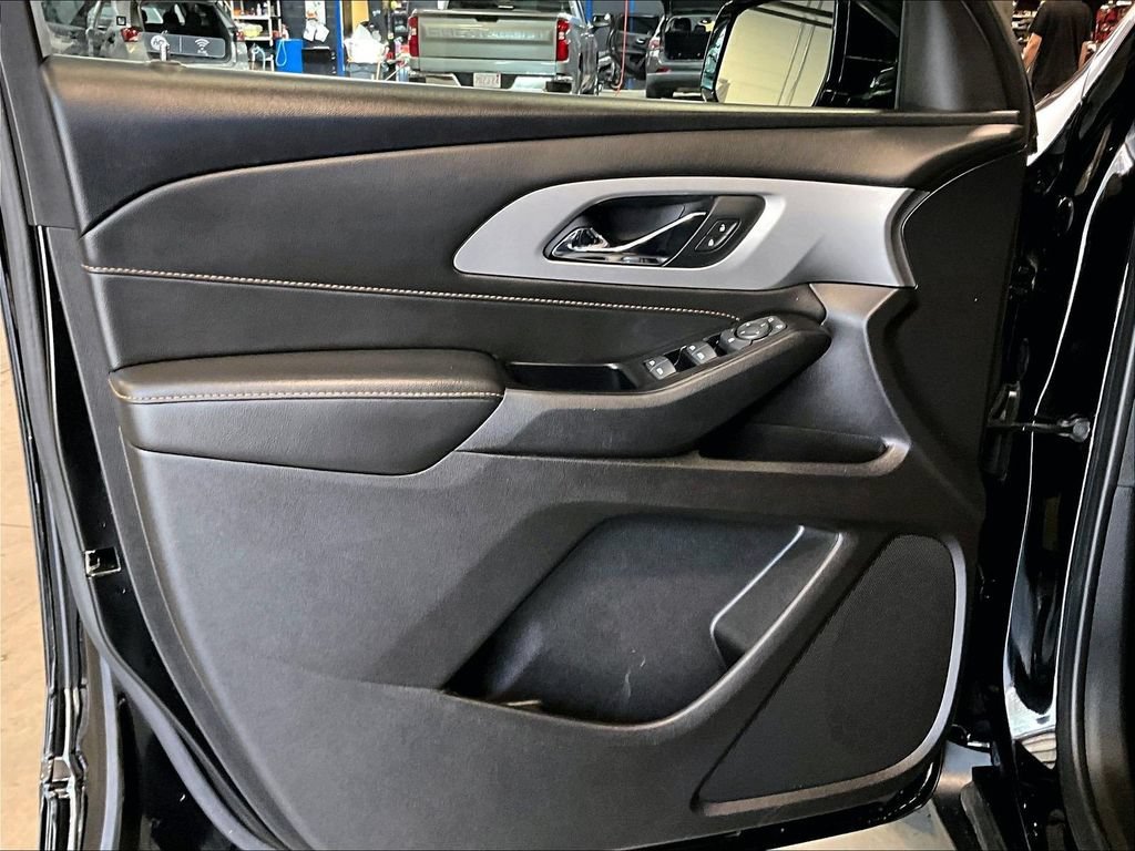 Used 2019 Chevrolet Traverse LS AWD/4WD image 9