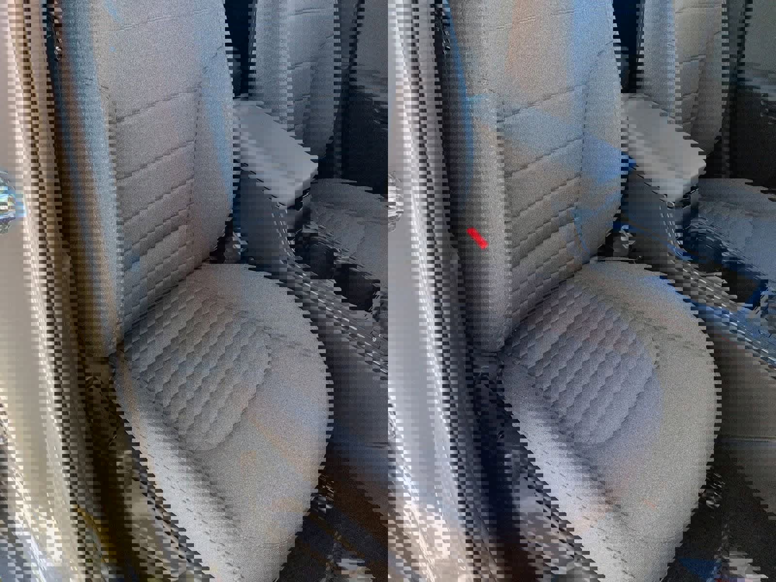 Used 2025 Kia K4 EX image 22