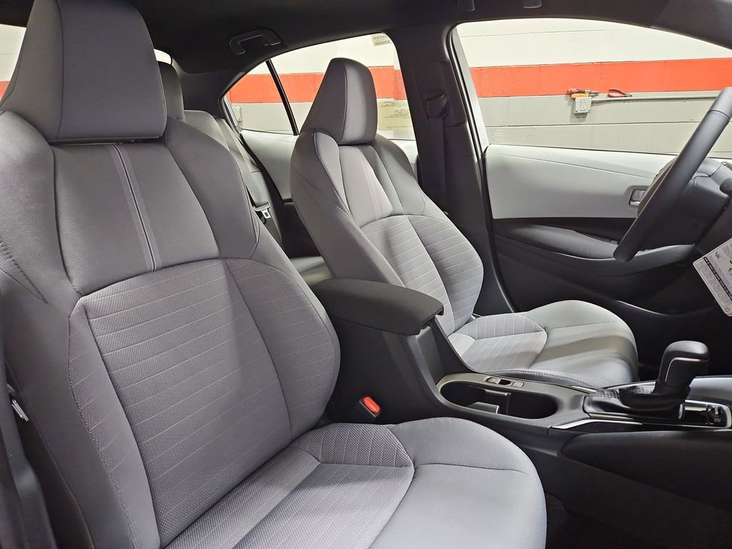 New 2026 Toyota Corolla SE image 24