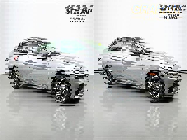 New 2025 Hyundai Elantra SEL