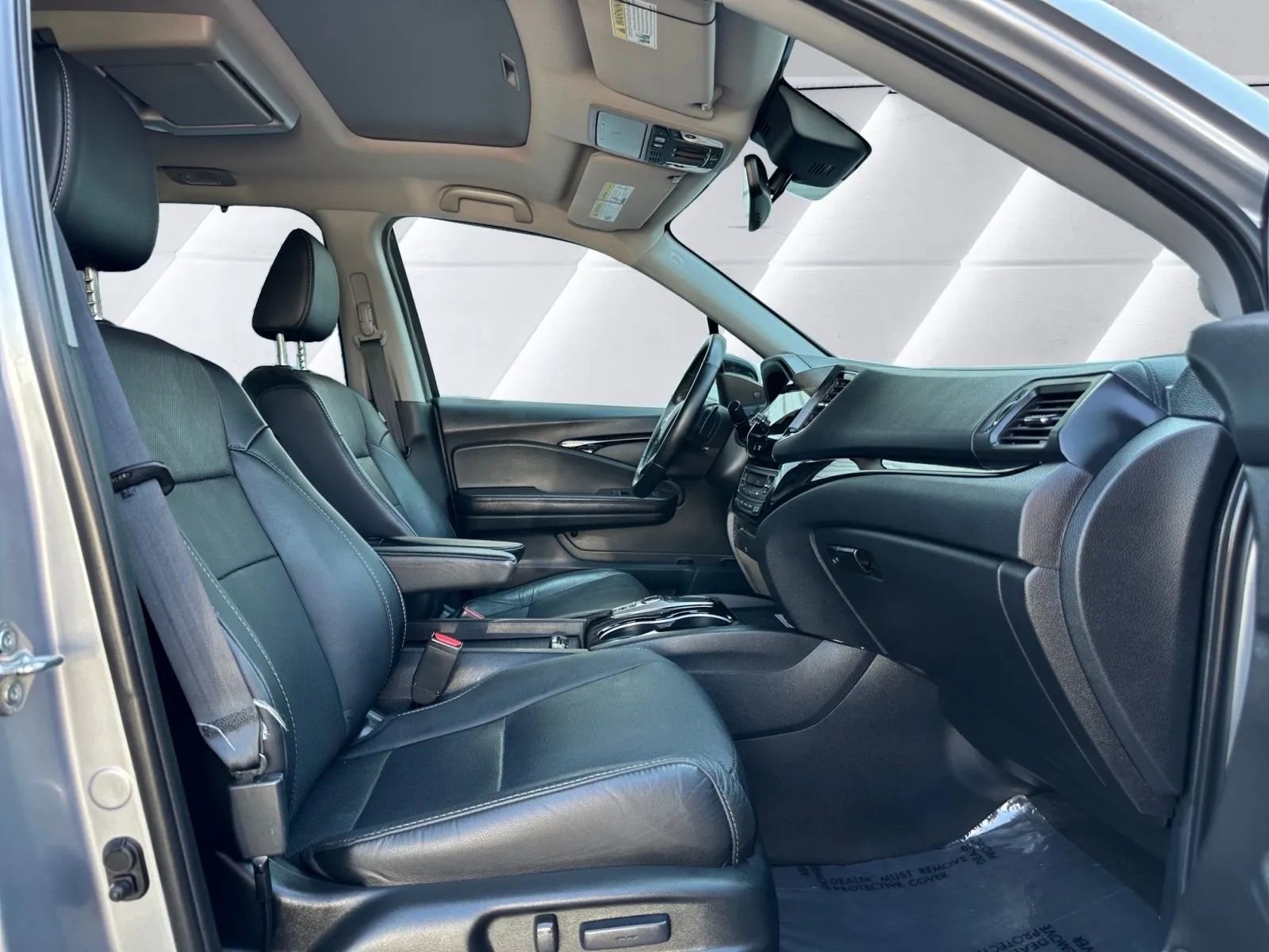 Used 2019 Honda Pilot Elite image 10