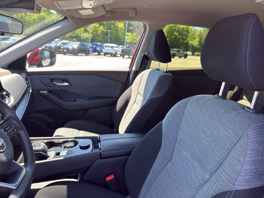 Certified 2023 Nissan Rogue SV AWD/4WD image 25