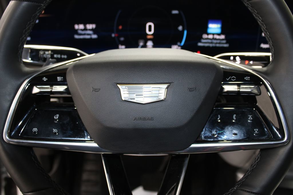 Used 2024 Cadillac Lyriq Luxury image 34