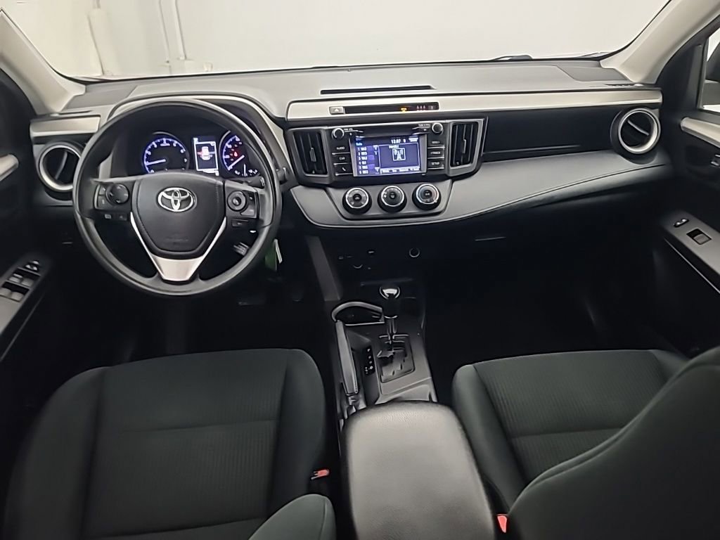 Used 2018 Toyota RAV4 LE image 20