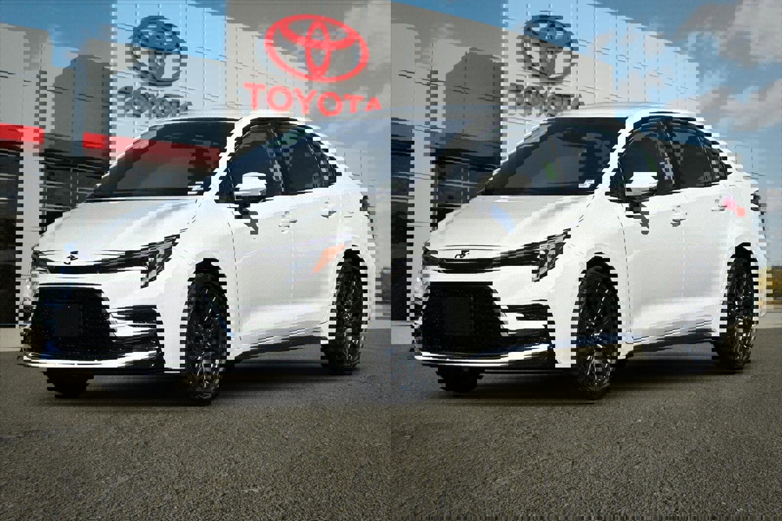 Used 2026 Toyota Corolla SE w/ SE Package image 7