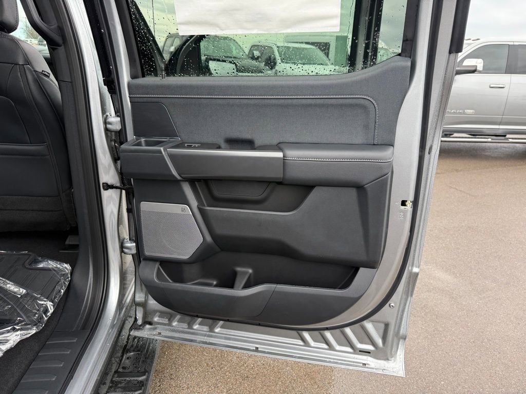 New 2025 Ford F150 Lariat w/ Equipment Group 501A Mid image 20