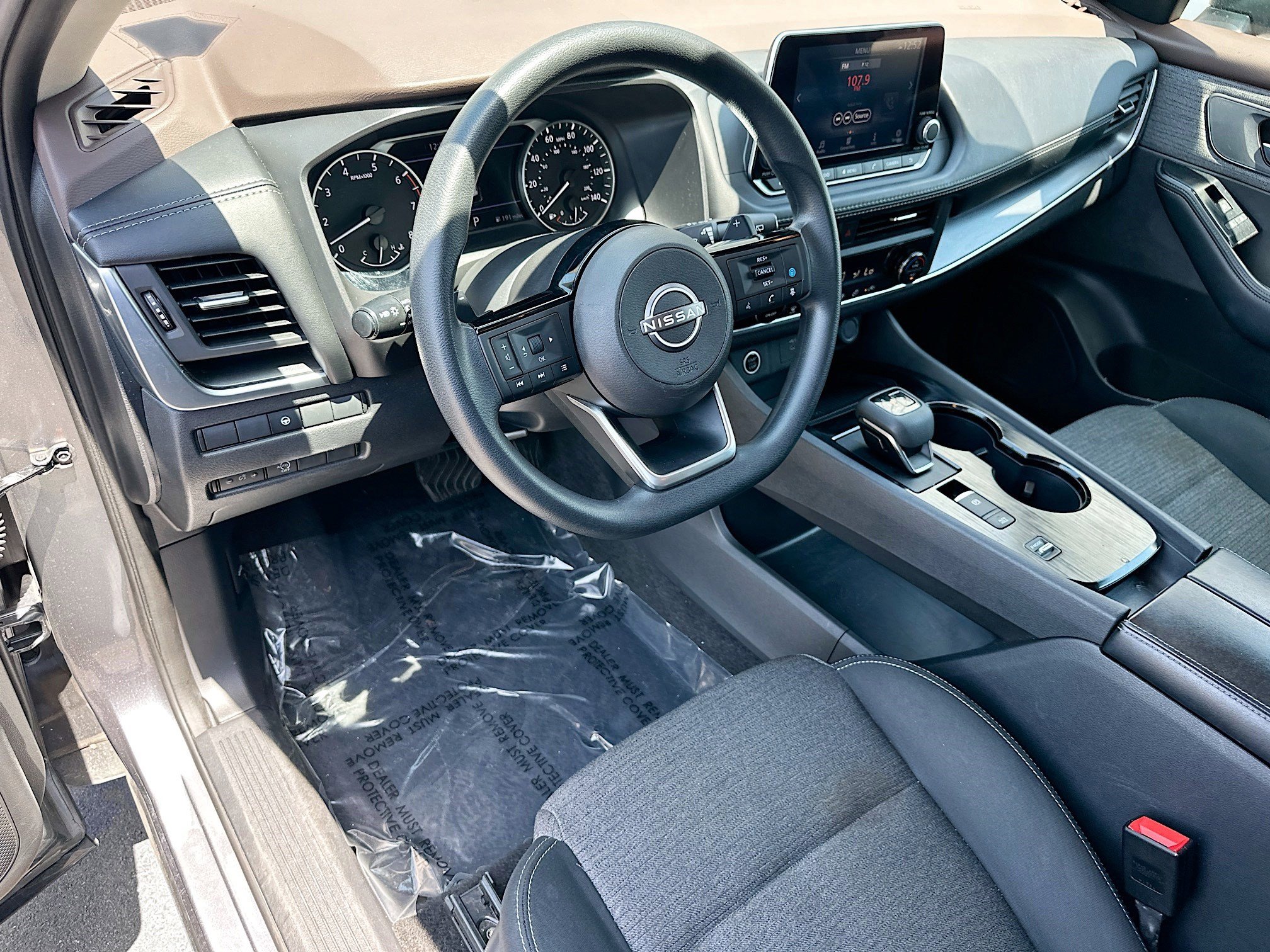 Certified 2023 Nissan Rogue SV image 9