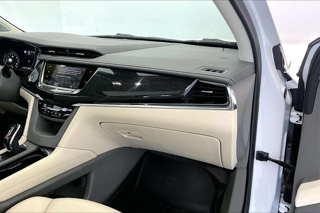 Used 2020 Cadillac XT6 Premium Luxury FWD image 19