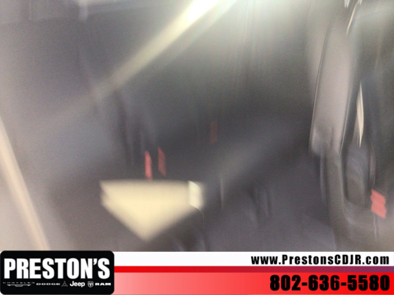 Used 2023 Chevrolet Traverse Premier AWD/4WD image 28