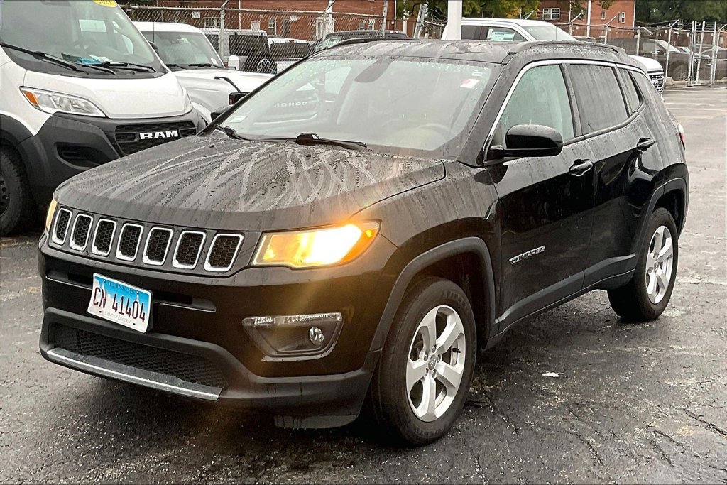 Used 2019 Jeep Compass Latitude w/ Popular Equipment Group AWD/4WD image 11