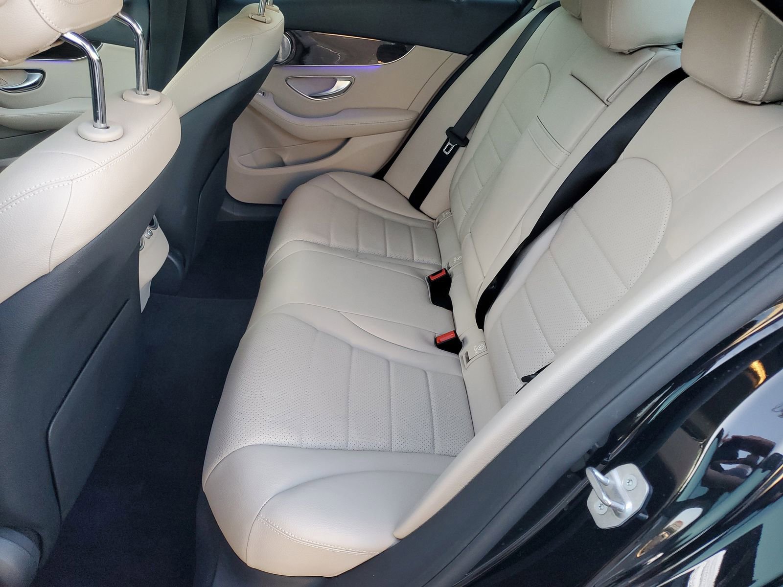 Used 2021 Mercedes-Benz C 300 Sedan w/ Premium Package image 22