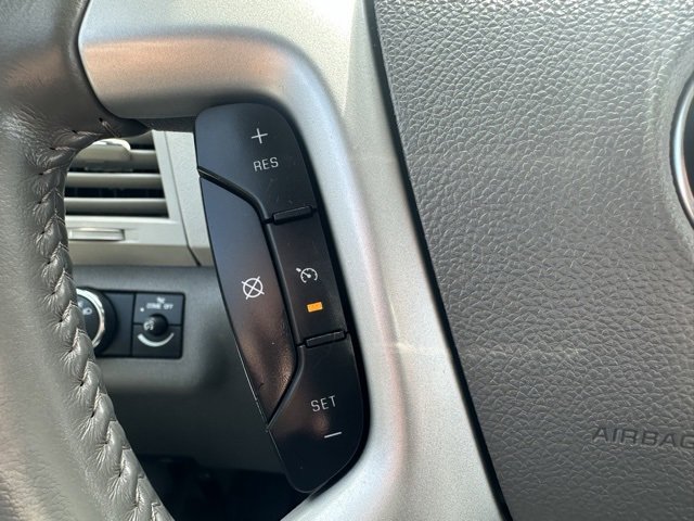 Used 2011 Chevrolet Traverse LT w/ Personal Connectivity Package image 20