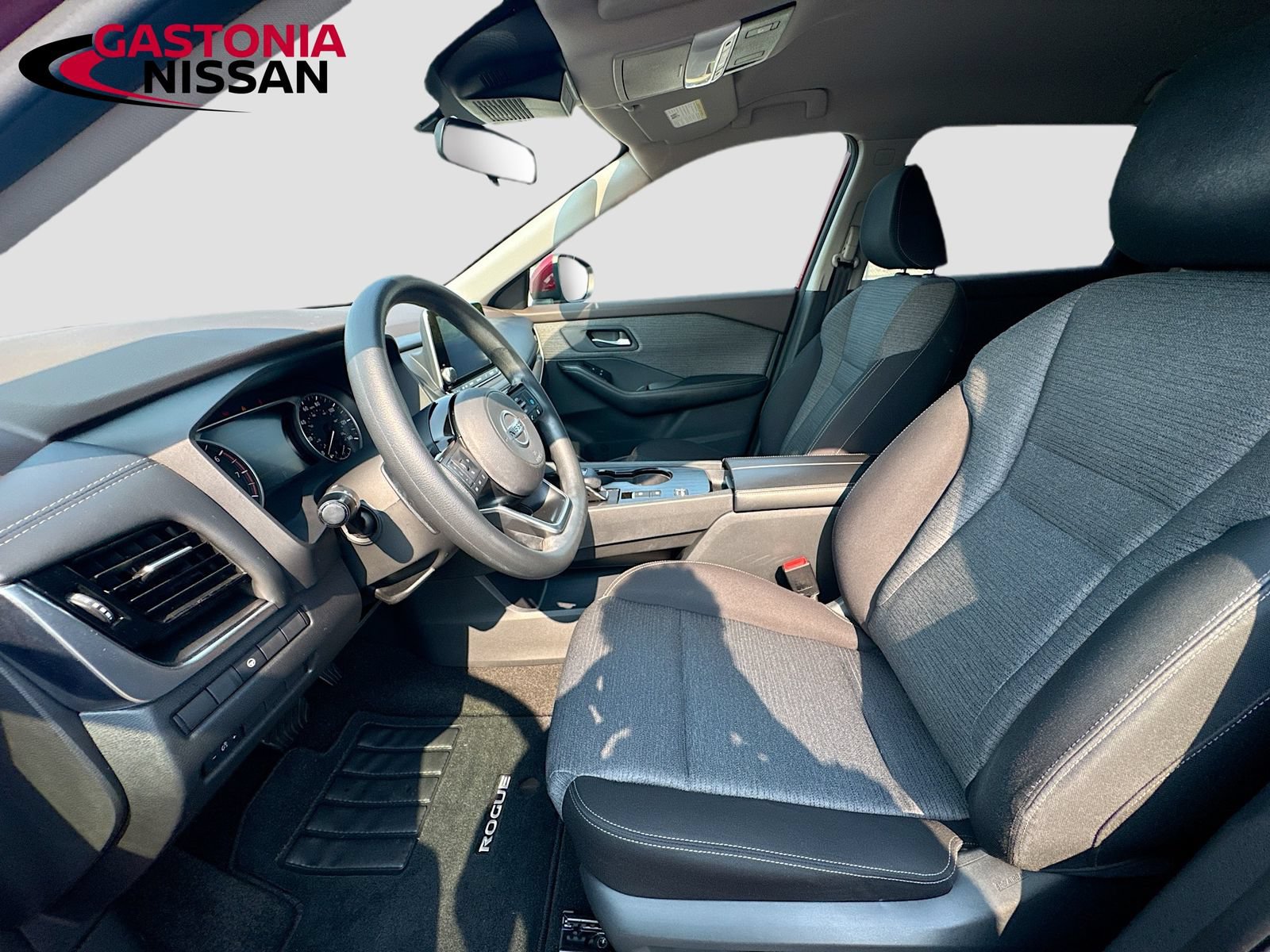 Used 2021 Nissan Rogue SV FWD image 26