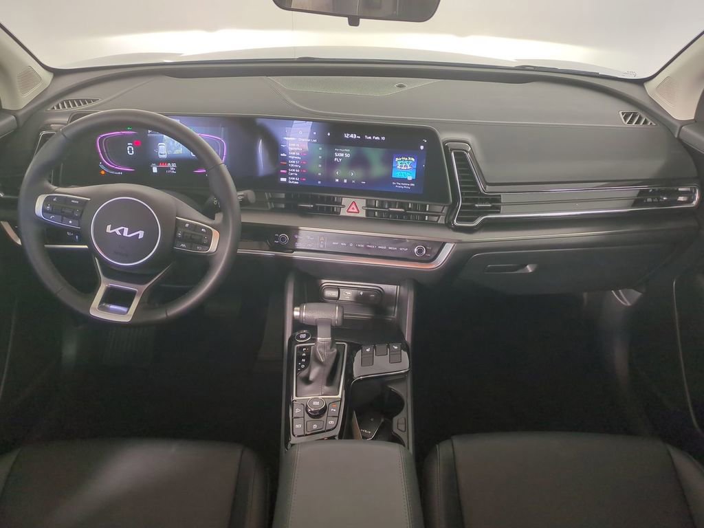 Used 2024 Kia Sportage EX image 17