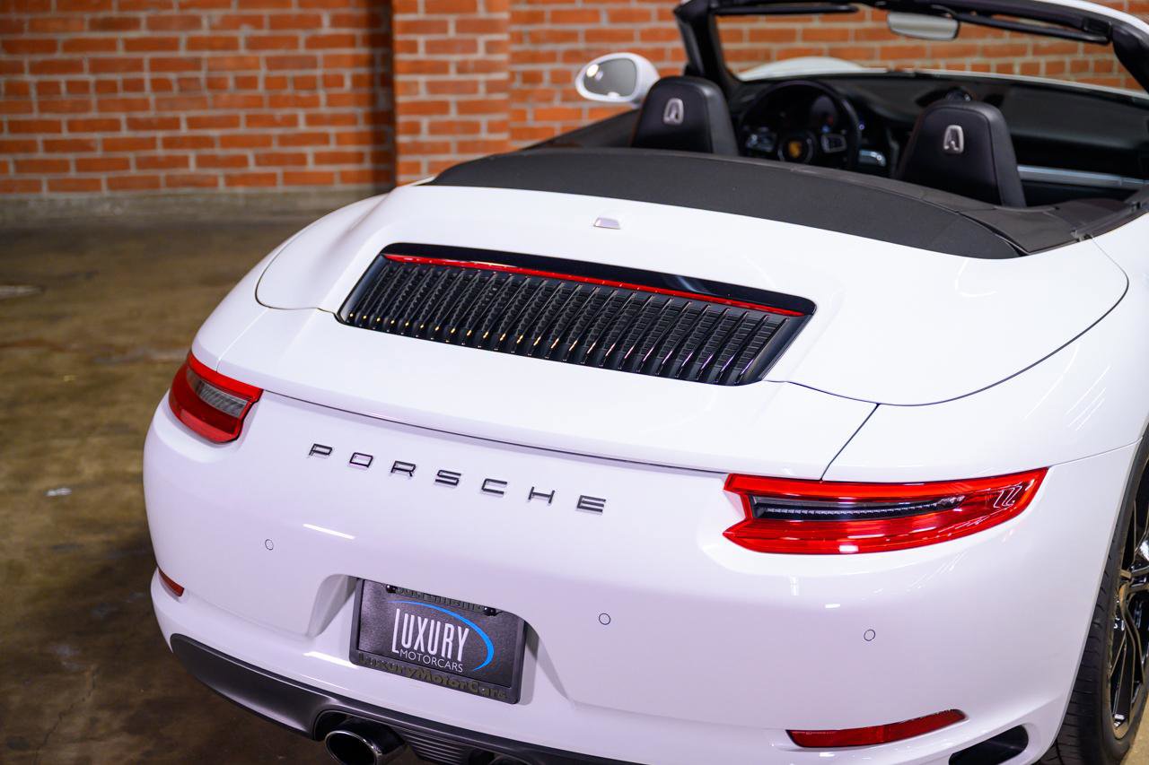 Used 2017 Porsche 911 Carrera S RWD image 15